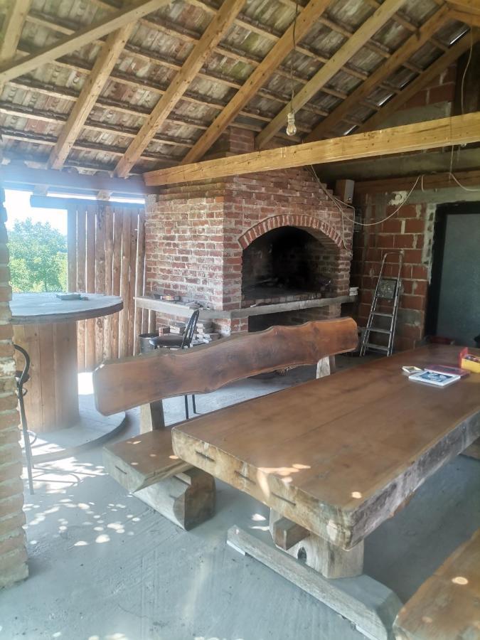 Apartman Sipa Bjelovar Buitenkant foto